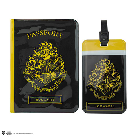image principale pour Harry Potter - Couverture de Passeport et Porte-étiquette -Poudlard