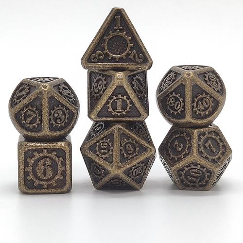 image principale pour Dés Métal - lot de 7 dés (14mm) avec boite en métal- Gear Bronze